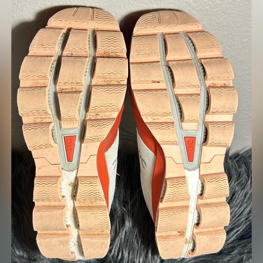 ON Running Women's Cloudsurfer 6 Running Shoes Rust Sneakers Size 9.5 - Picture 8 of 10
